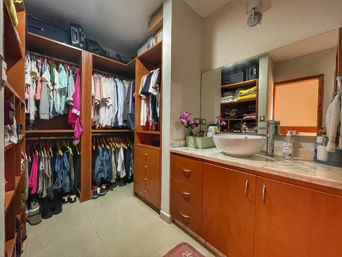 Imagen 16 de 20 de Re/max. Iris Hernandez . Townhouse (250m2). Piedras Pintadas. Valencia. Codigo 136400