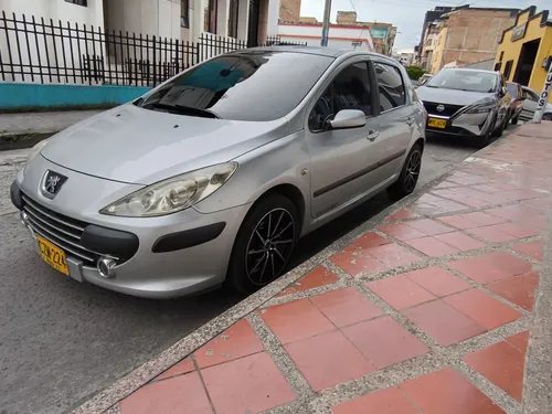 Peugeot 307 1.6 Xr Feline 5 p