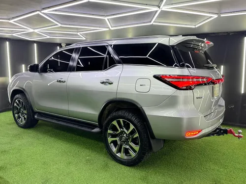 Toyota Fortuner Srv 2022