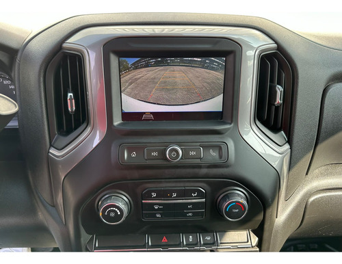 Chevrolet Silverado 4.3 V6 1500 WT Cabina Regular 4x2 At