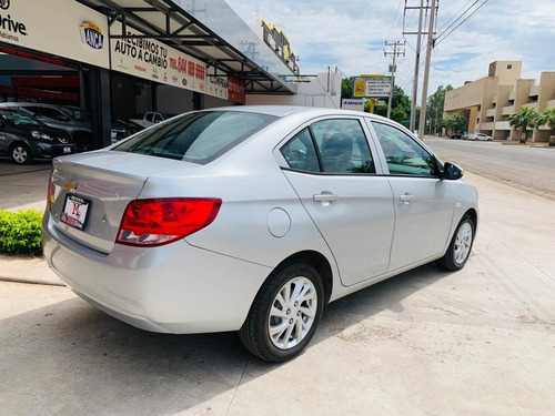 Imagen 6 de 10 de Chevrolet Aveo 2019