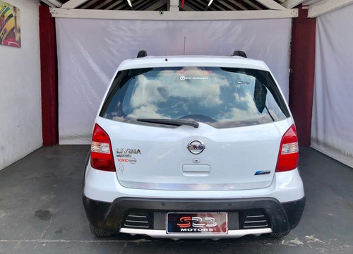 Imagem 5 de 10 de Nissan Livina X-gear Automática