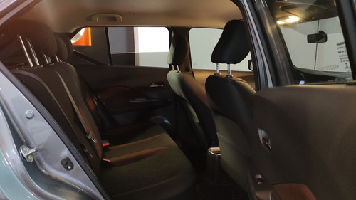 Imagen 14 de 14 de Nissan Kicks 2018 1.6 Advance 120cv At