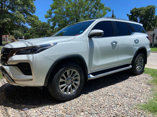 Toyota Hilux SW4 2.8 Srx 177cv 4x4 7as At
