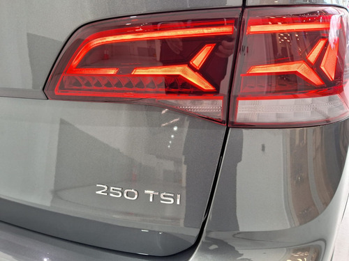 Volkswagen Taos 1.4 250 Tsi Comfortline