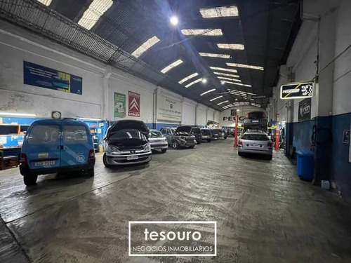 Imagen 2 de 6 de Venta Local Comercial Con Oficinas Y Amplio Galpón, Palermo - Montevideo