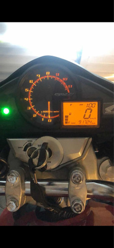 Imagem 5 de 6 de Honda Cb300