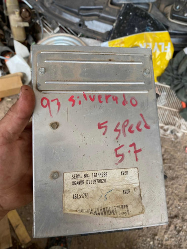 Computadora Silverado 93 5.7 Transmisión Estándar #4288 (Usado)
