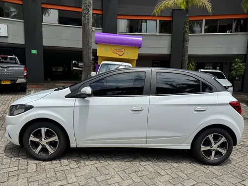 Chevrolet Onix 1.4 Ltz 5 p