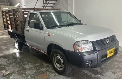 Camioneta Estacas. Perfecta. Único Dueño.