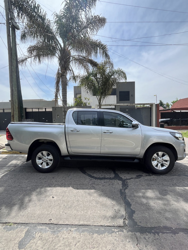 Toyota Hilux Srv 2.8 At