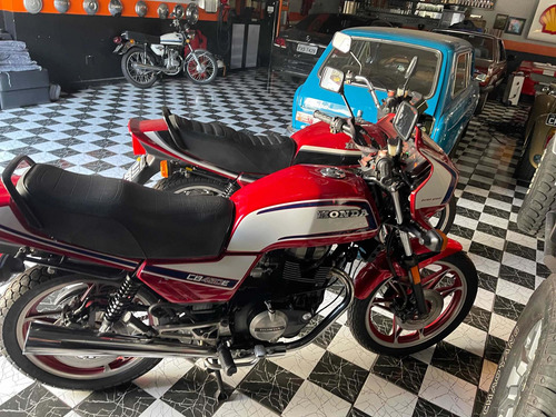 Imagem 10 de 12 de Honda Cb 400 Tr