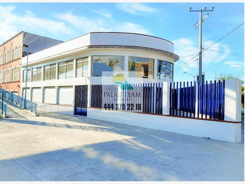 Local Comercial En Renta Del Bosque