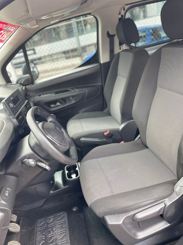 Imagen 6 de 7 de Peugeot Rifter Active 5p 2020 Tomamos Tu Auto A Cuenta 2016+