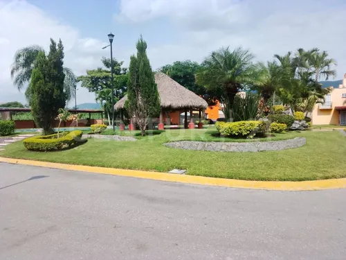 Casa En Fraccionamiento Las Garzas, Tezoyuca $6,800.00mxn