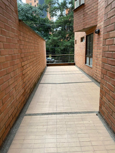 Se Vende Apartamento En Sector De Envigado