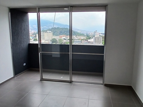 Apartamento En Arriendo Ubicado En Medellin Sector Ciudad Del Rio (22380).