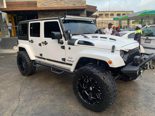 Jeeps Pa Montiar Y Deportivos Pa Lujear, Alquiler!