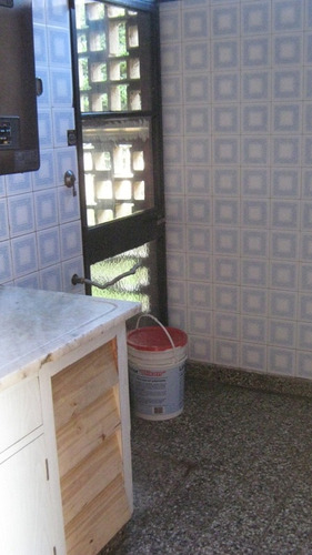 Departamento En Venta En Burzaco