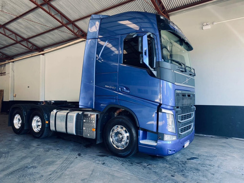 Imagem 3 de 15 de Fh540 Rodocaçamba