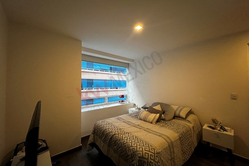 Departamento En Renta, San Pedro De Los Pinos, Con Estacionamiento Y Amenidades
