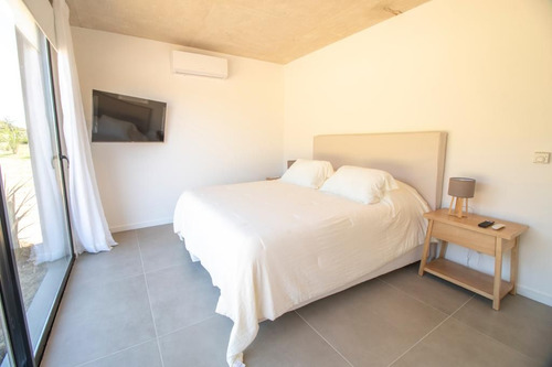 Nueva Casa En Venta Pueblo Mio, Chacras De Manantiales (ref: Bpv-8753)