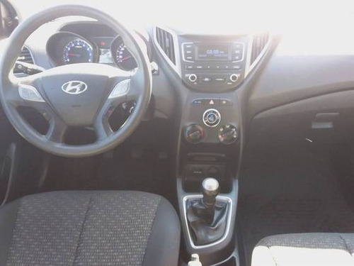 Imagem 3 de 9 de Hyundai Hb20 1.0 Unique 12v Flex 4p Manual