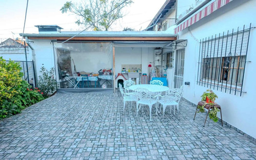 Venta Casa 4 Amb En Moron-permuta-