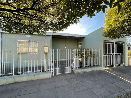 Casa En Venta En Bragado