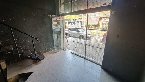 Imagen 3 de 10 de Venta Local Comercial En Saenz Peña