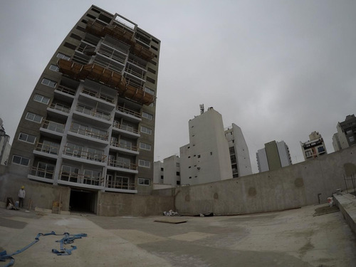 Imagen 12 de 30 de Venta Mono Ambiente Divisible En Construcción Almagro