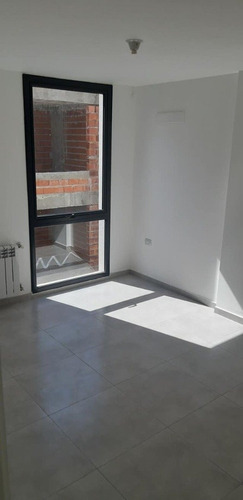 Venta Departamento 2 Dormitorios - Pileta - Cochera