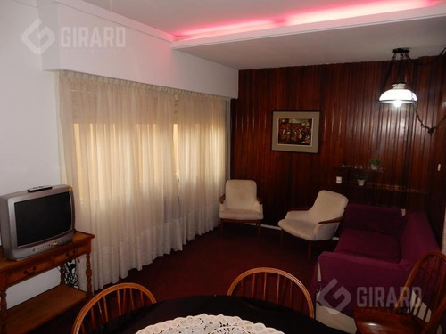 Imagen 2 de 20 de Oportunidad. Departamento 3 Amb. Zona Peatonal.