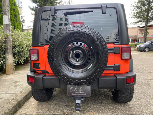 Imagen 5 de 21 de Jeep Wrangler 3.6 Sport 2015