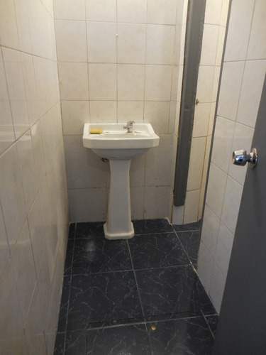Alquiler Local Comercial Monoambiente Ciudad Vieja Braglia 0