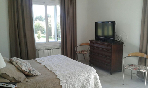 Espectacular Propiedad En Barrio Privado En Alquiler