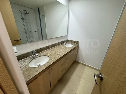 Apartamento En Arriendo San Jose 472-7064