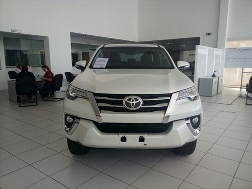 Toyota Sw4 2.8 Tdi Srx 7l 4x4 Aut. 5p