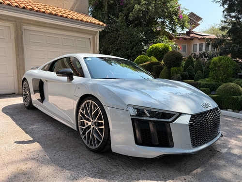 Audi R8 5.3 V10 Coupe Plus S-tronic Dsg