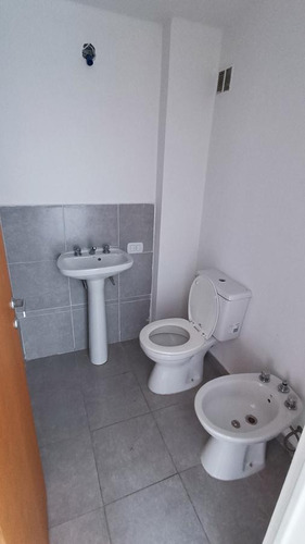 Imagen 9 de 9 de Venta 1 Dorm. C/cochera - 57 E/ 10 Y 11 - La Plata