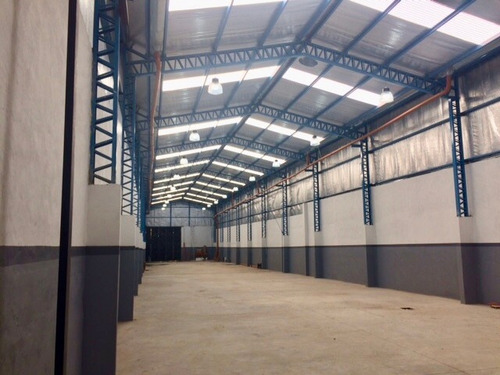 Imagen 2 de 3 de Excelente Galpón A Estrenar 600m2 En Malvinas
