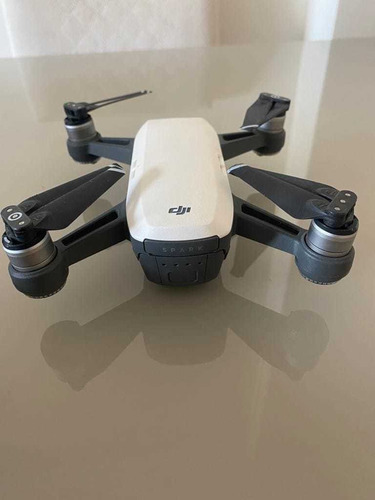 Imagem 3 de 4 de Drone