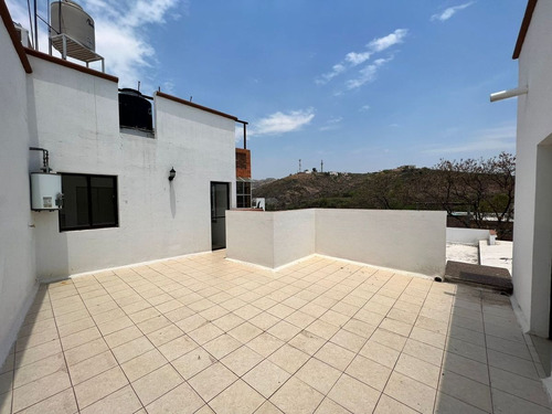 Imagen 20 de 24 de Casa Residencial En Venta/renta Seis Recámaras En Marfil Gua