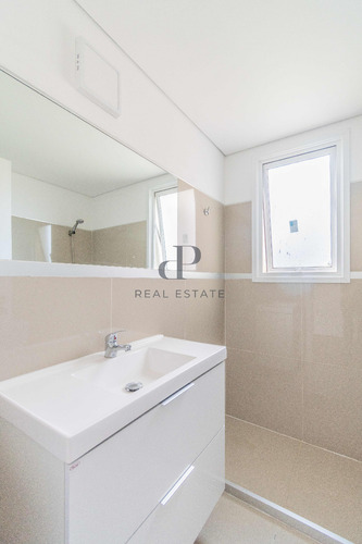 Apartamento En Alquiler De 2 Dormitorios Con Parrillero