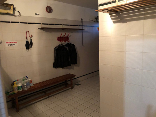 Propiedad Comercial Con Vivienda En Venta Martinez