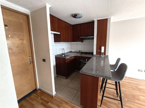 Excelente Departamento En Arriendo De 2 Dorm. En Santiago