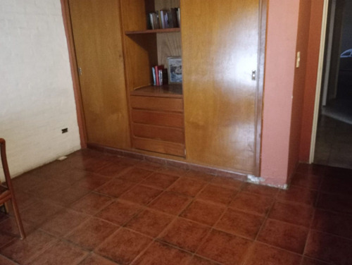 Casa 6 Ambientes, Fondo Libre. Apta Credito