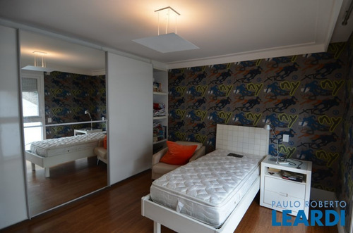 Casa Assobradada - Jardim Guedala - Sp - 588512