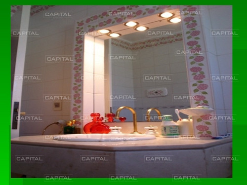 Casa En Cantegril Punta Del Este + Venta- Ref: 24792