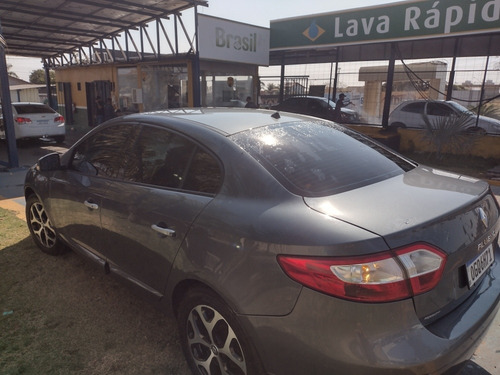 Imagem 9 de 10 de Renault Fluence 2011 2.0 Dynamique Hi-flex 4p